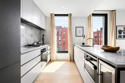 45 E 7th Street #3D, New York, NY 10003 - Photo 5