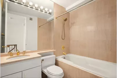 21 S End Avenue #404, New York City, NY 10280 - Photo 7