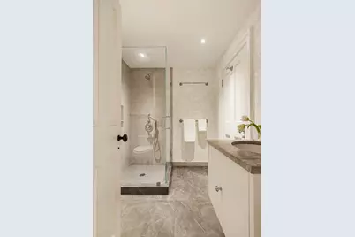 37 W 11th Street, New York, NY 10011 - Photo 23