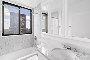 145 W 67th St, New York City, NY 10023 - Photo 15