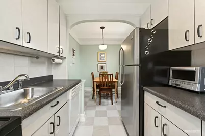 570 Ocean Parkway #6BC, New York City, NY 11218 - Photo 7