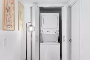 555 W 23rd St, New York City, NY 10011 - Photo 7