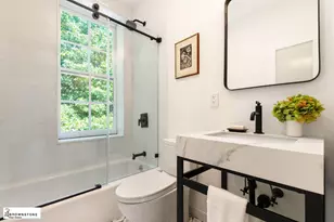 72 Verandah Pl, New York City, NY 11201 - Photo 13