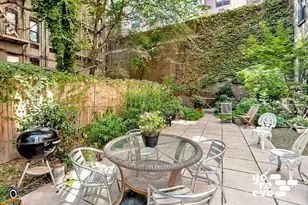 208 E 90th St, New York City, NY 10128 - Photo 9