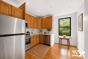 208 E 90th St, New York City, NY 10128 - Photo 3