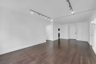 155 W 70th St, New York City, NY 10023 - Photo 5