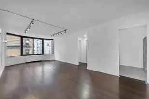 155 W 70th St, New York City, NY 10023 - Photo 3