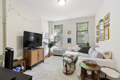 521 E 83rd Street #4R, New York, NY 10028 - Photo 1