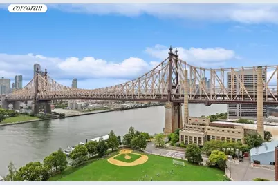 425 Main Street #9T, New York City, NY 10044 - Photo 17