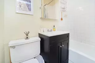 331 W 43rd St, New York City, NY 10036 - Photo 7