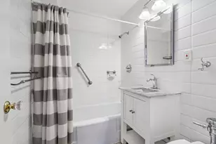 136 E 56th St, New York City, NY 10022 - Photo 5