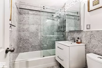 430 W 34th Street #3J, New York City, NY 10001 - Photo 5