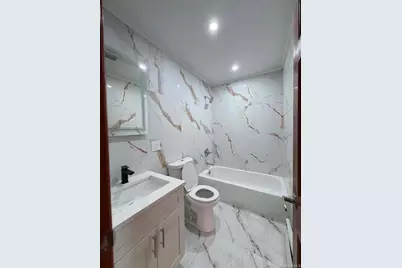 177-28 129th Avenue, New York City, NY 11434 - Photo 3