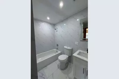 177-28 129th Avenue, New York City, NY 11434 - Photo 3