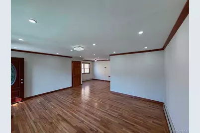 177-28 129th Avenue, New York City, NY 11434 - Photo 9