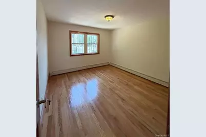 177-28 129th Avenue, New York City, NY 11434 - Photo 5
