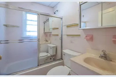223-26 112th Avenue, New York City, NY 11429 - Photo 9
