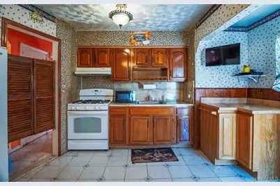 223-26 112th Avenue, New York City, NY 11429 - Photo 3