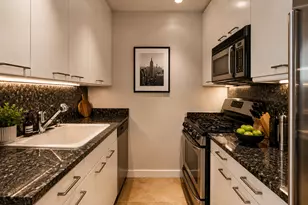 146 W 57th St, New York City, NY 10019 - Photo 5