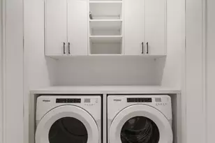 525 6th Ave, New York City, NY 10011 - Photo 17