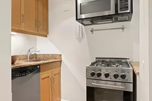 166 E 63rd St, New York City, NY 10065 - Photo 5