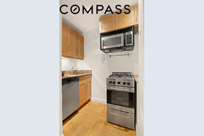 166 E 63rd Street #8L, New York City, NY 10065 - Photo 5