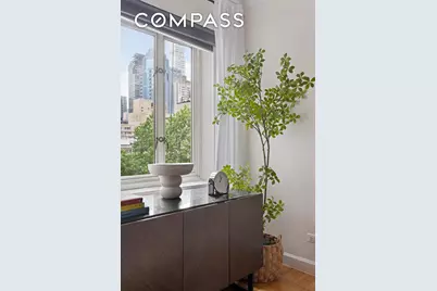 166 E 63rd Street #8L, New York, NY 10065 - Photo 3