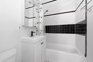 4 Lexington Ave, New York City, NY 10010 - Photo 3