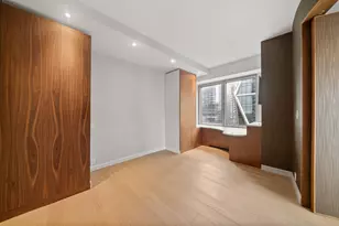 301 W 57th St, New York, NY 10019 - Photo 7