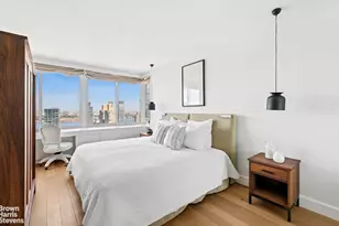 161 W 61st St, New York City, NY 10023 - Photo 7