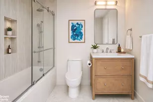 860 5th Ave, New York City, NY 10065 - Photo 57