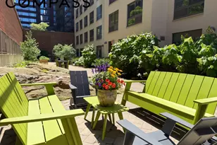 535 W 52nd St, New York City, NY 10019 - Photo 9