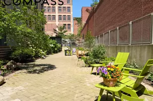 535 W 52nd St, New York City, NY 10019 - Photo 9