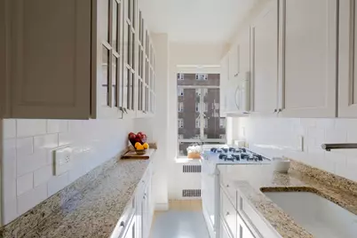 565 W End Avenue #10E, New York City, NY 10024 - Photo 11