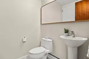 261 W 28th St, New York City, NY 10001 - Photo 13