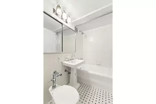 5 Tudor City Pl, New York, NY 10017 - Photo 5