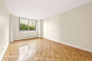 30 W 63rd St, New York City, NY 10023 - Photo 3