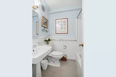 220 Madison Avenue #6R, New York City, NY 10016 - Photo 3