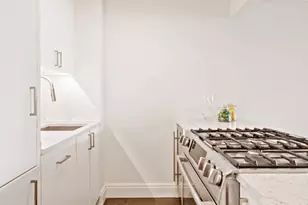 61 Jane St, New York City, NY 10014 - Photo 5