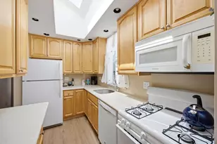 2816 Brown St, New York City, NY 11235 - Photo 7