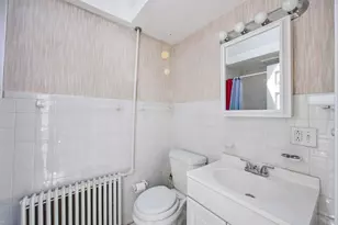 2816 Brown St, New York City, NY 11235 - Photo 11