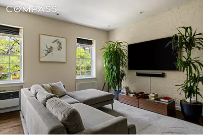 311 W 20th Street #3, New York City, NY 10011 - Photo 3