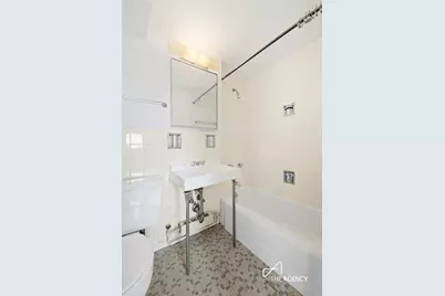 345 E 69th Street #PHD, New York City, NY 10021 - Photo 13