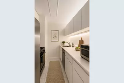 235 E 40th Street #4E, New York, NY 10016 - Photo 3
