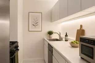235 E 40th St, New York, NY 10016 - Photo 3