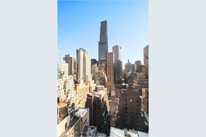 50 W 47th Street #2007, New York City, NY 10036 - Photo 11