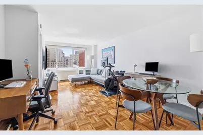 201 E 25th Street #14K, New York City, NY 10010 - Photo 1