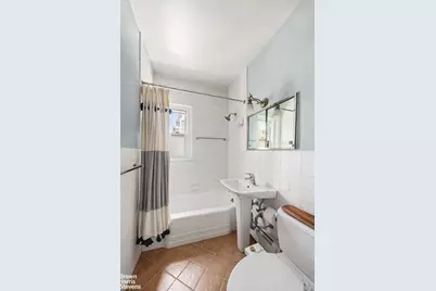 144 E 84th Street #12F, New York, NY 10028 - Photo 5