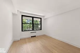 98-41 64th Rd, New York City, NY 11374 - Photo 11