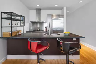 421 W 54th St, New York City, NY 10019 - Photo 7